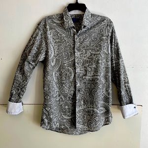 Men’s size M shirt.